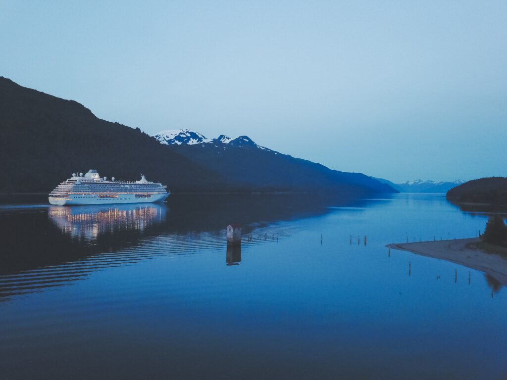 arctic ship