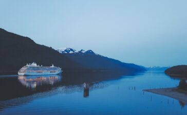 arctic ship