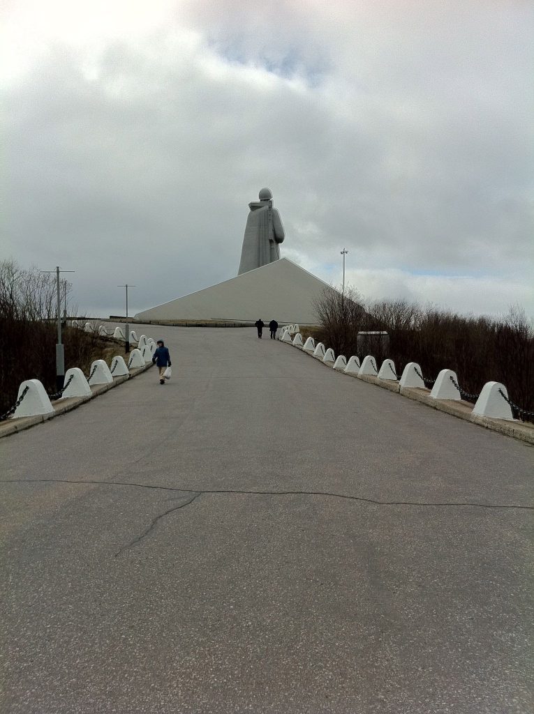 murmansk monumento