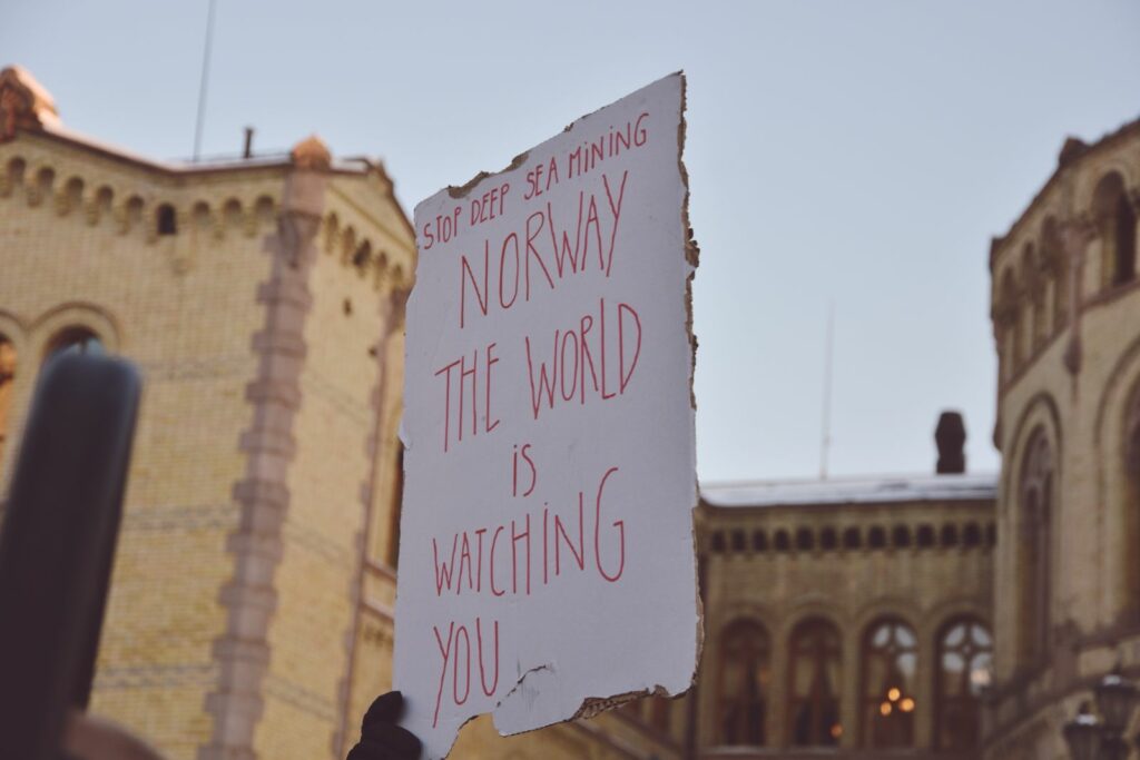 norvegia protesta