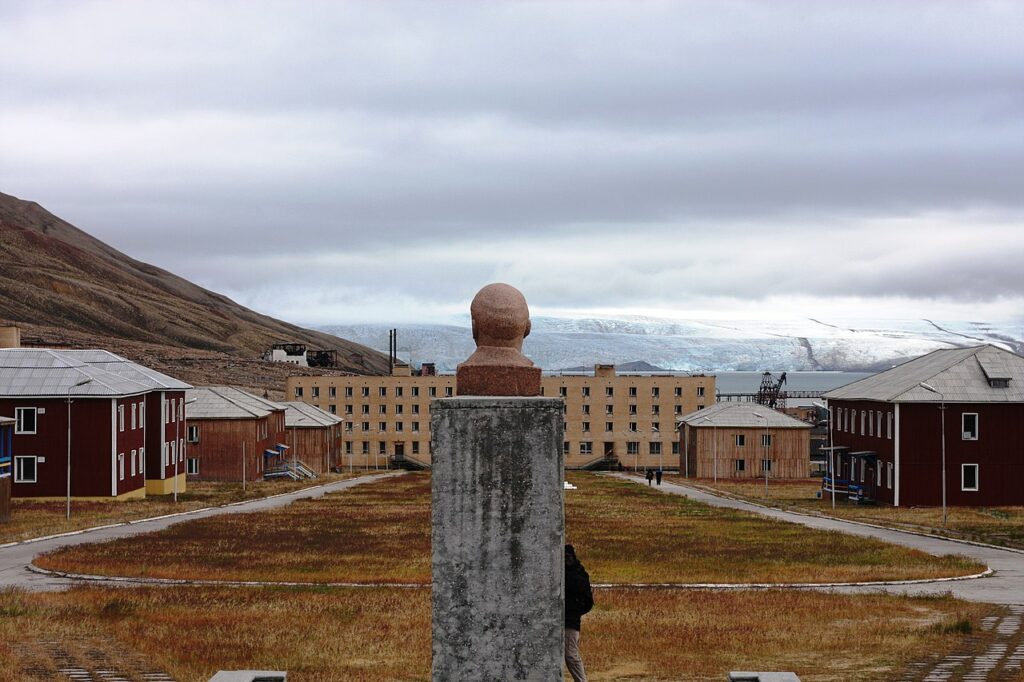 pyramiden
