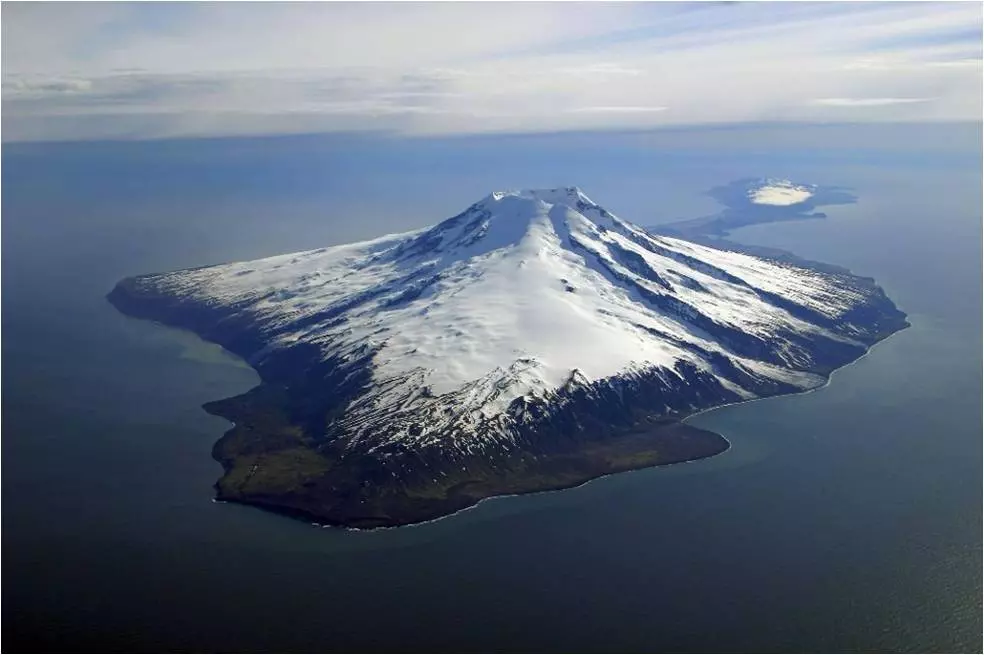 Jan mayen aereal view