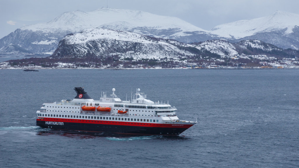 hurtigruten artico