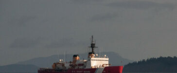 uscg icebreaker