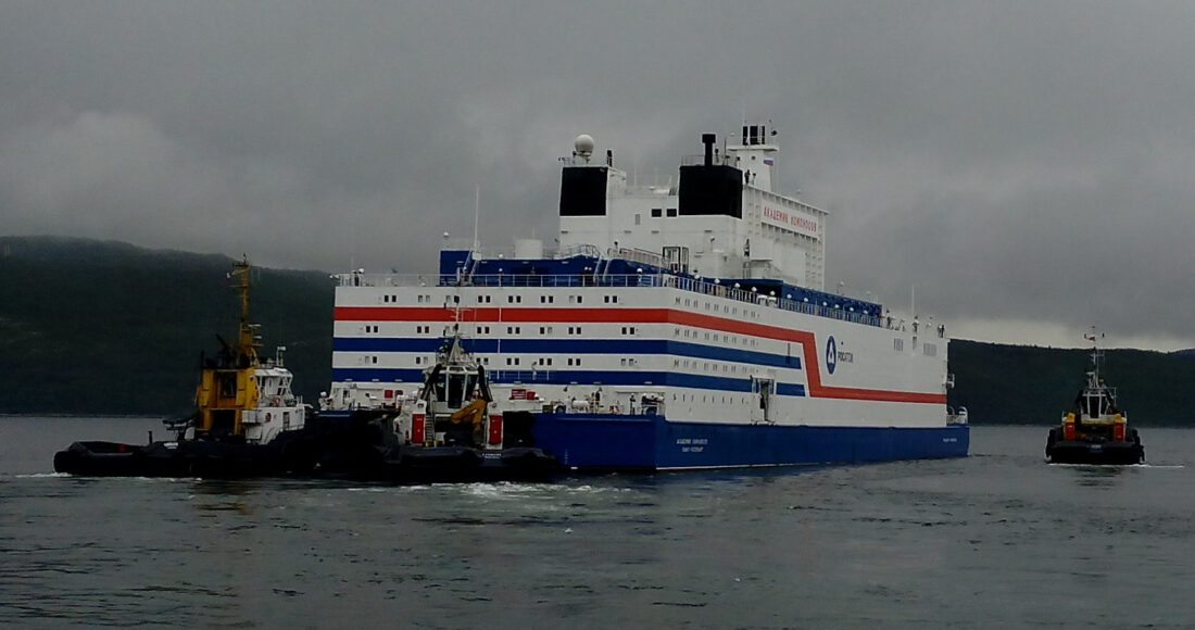 Akademik_Lomonosov