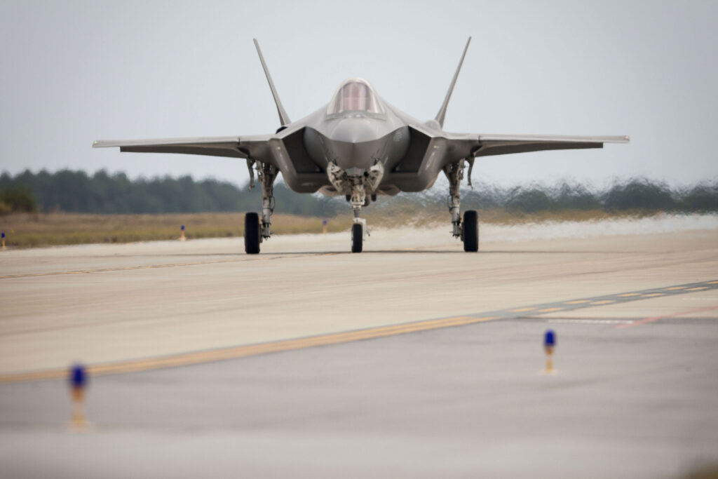 canada f-35
