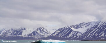 Iceberg Ny-Ålesund