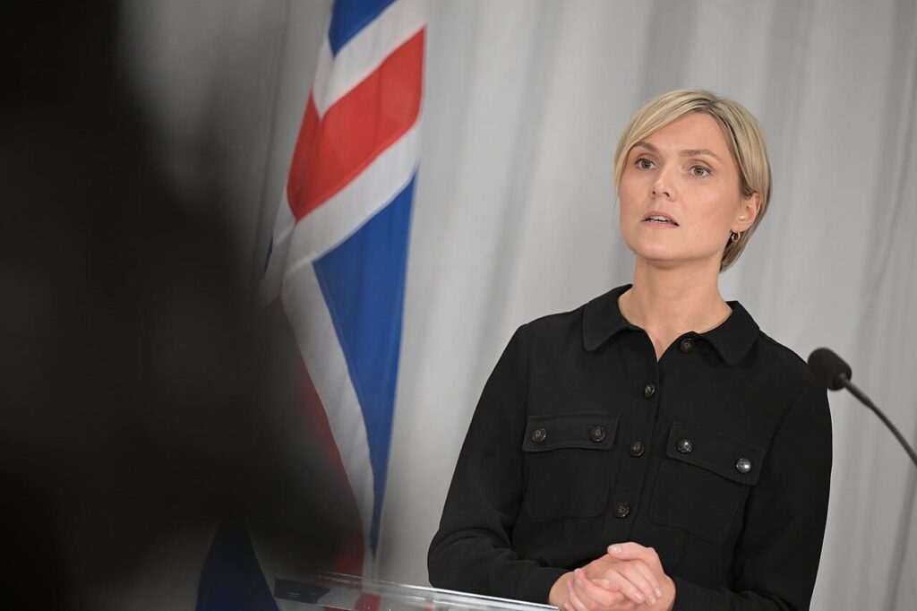 islanda Kristrún Frostadóttir