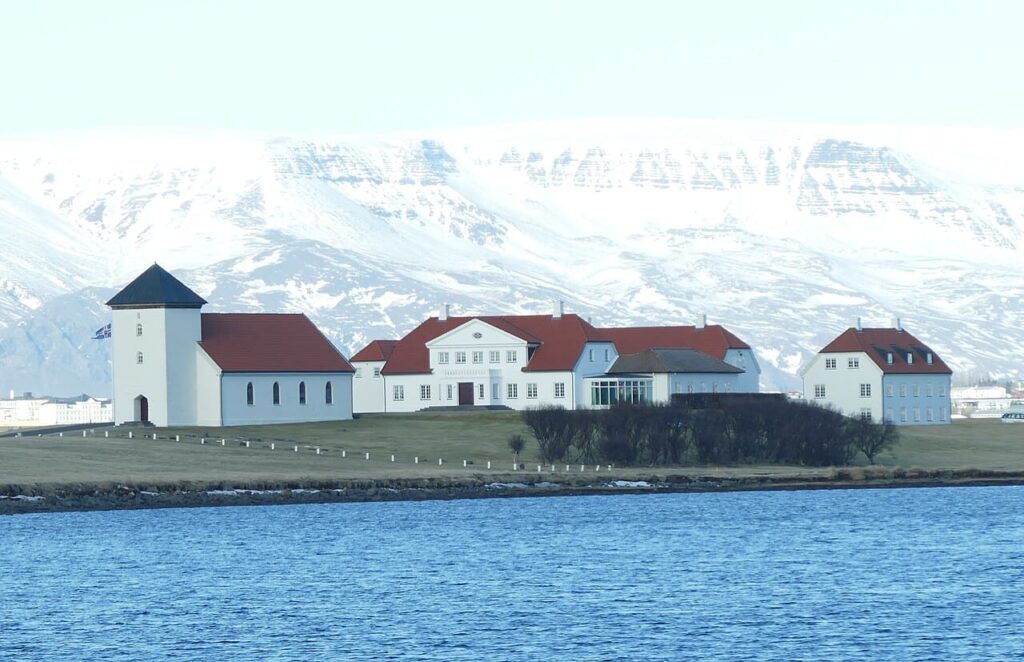 islanda presidential palace