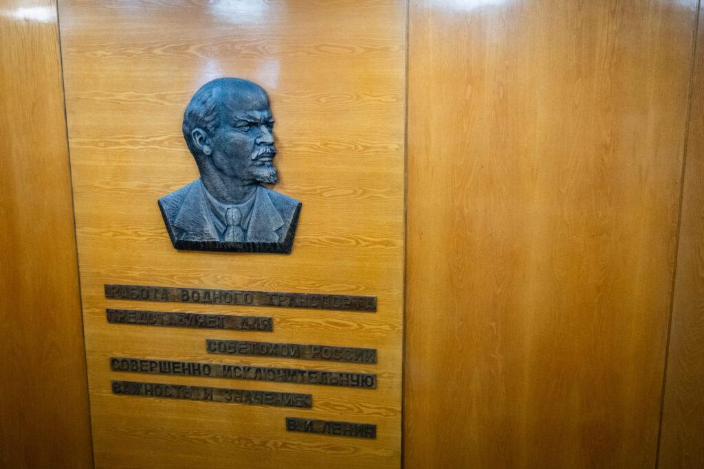 Lenin rompighiaccio
